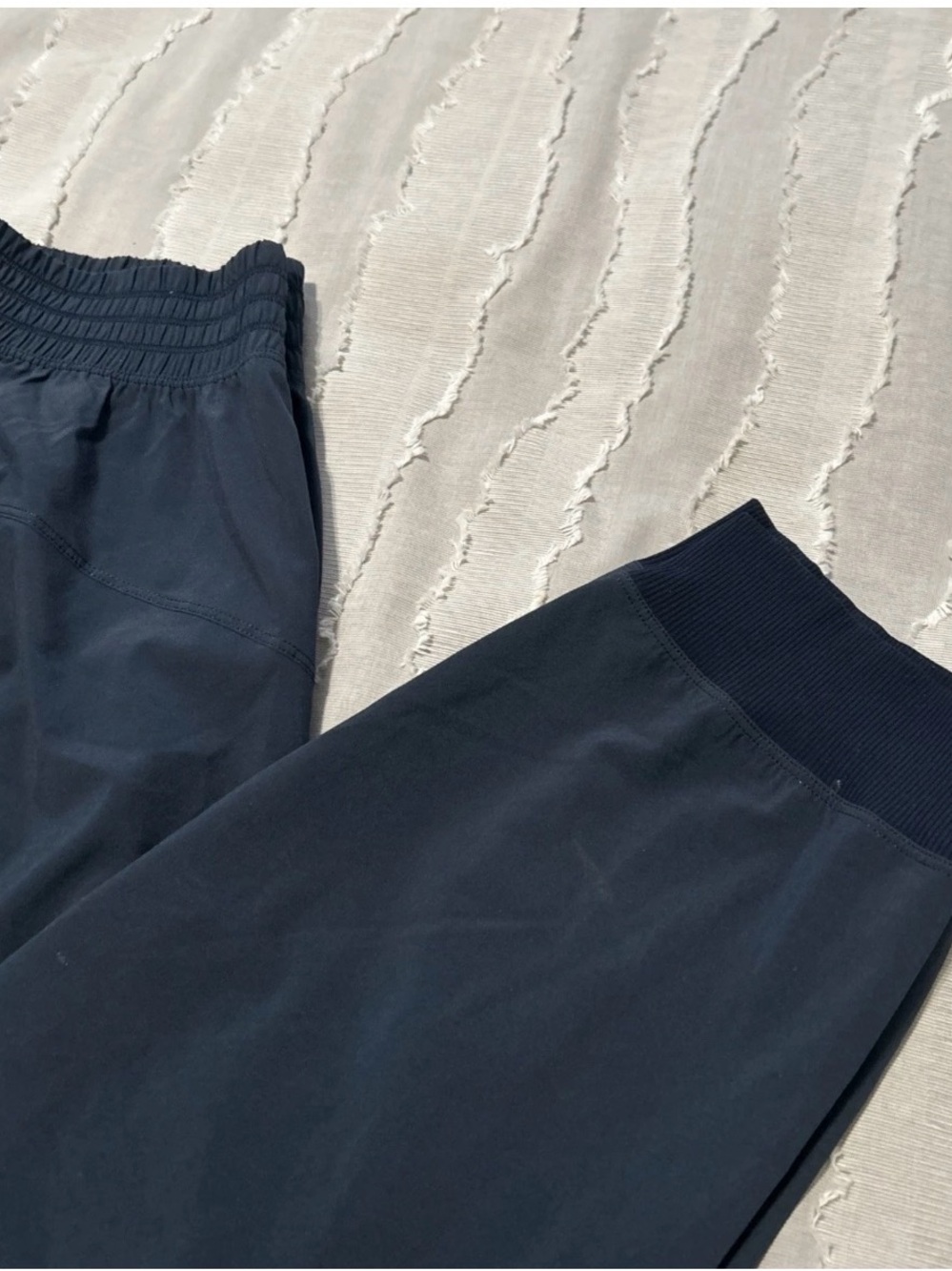 Women’s Lululemon Jogger 10 Dark Blue 27 Inseam - Picture 6 of 8